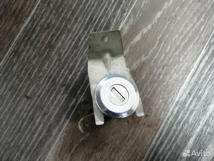 Замок зажигания Рено Логан 1