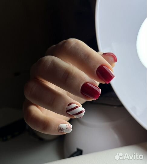 Маникюр