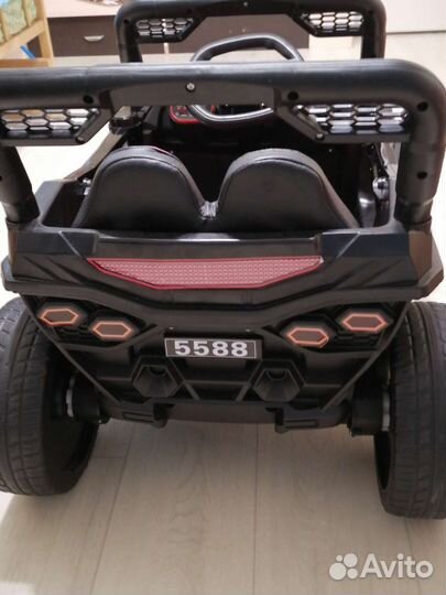 Детский электромобиль джип
