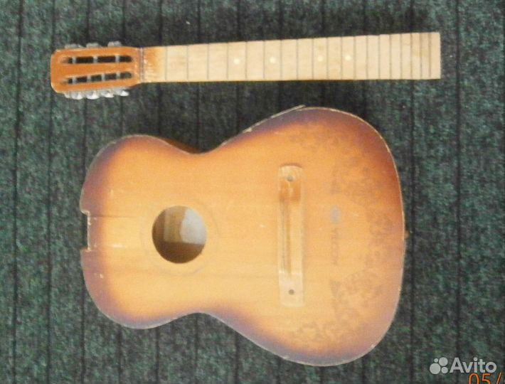 Гитара времен СССР и Самоучитель игры на гитаре