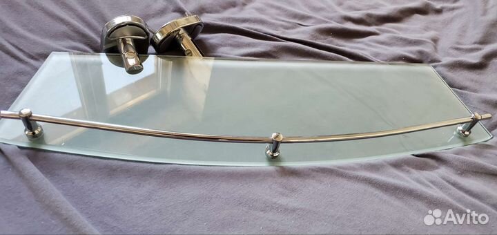 Стеклянная полка матовая