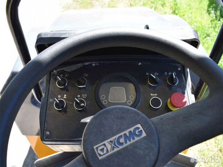 Дорожный каток XCMG XMR403, 2024