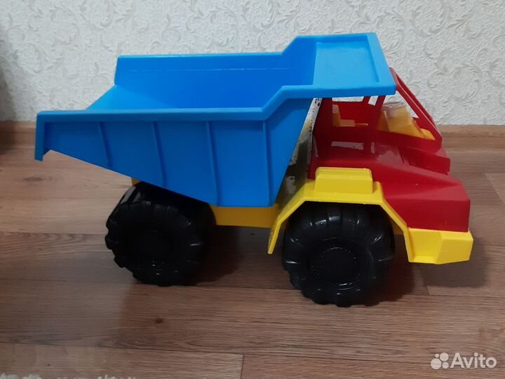 Грузовик