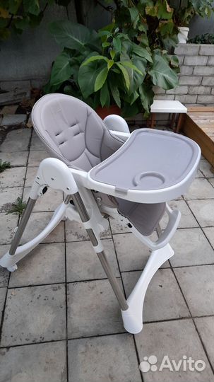 Стульчик для кормления Tommy Bon Appetit