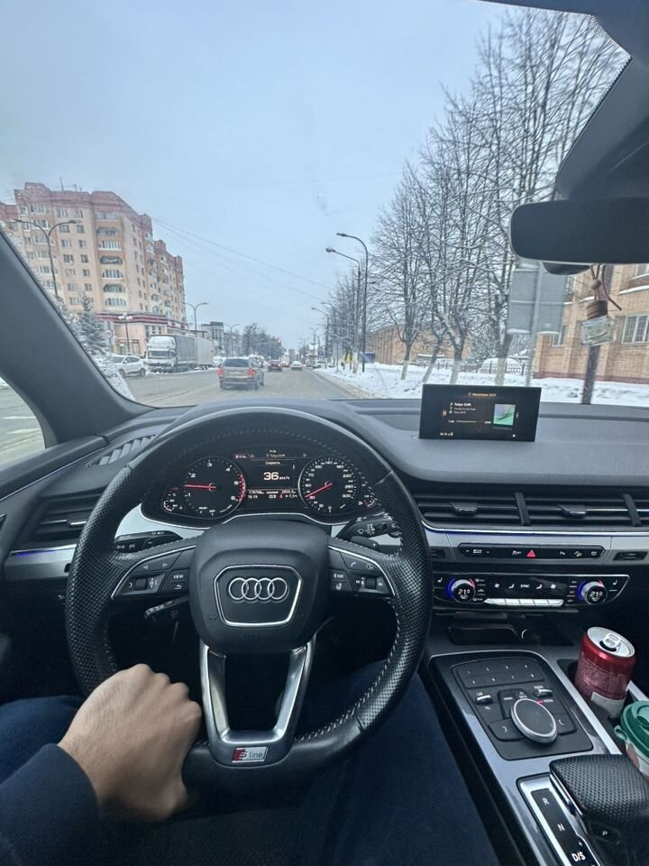 Audi Q7: фото владельца