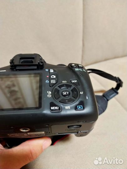 Зеркальный фотоаппарат canon eos 1100d