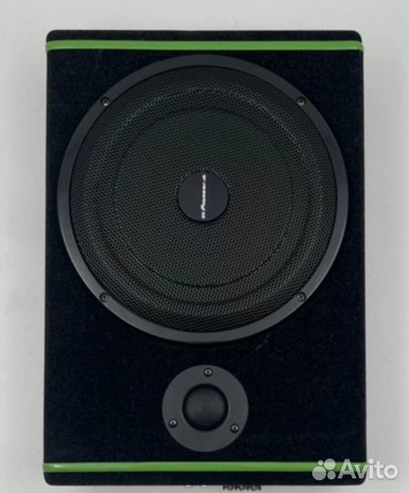 Самый компактный мощный subwoofer под сидение