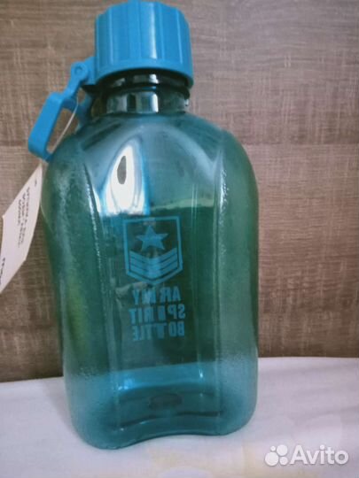 Бутылка для воды 