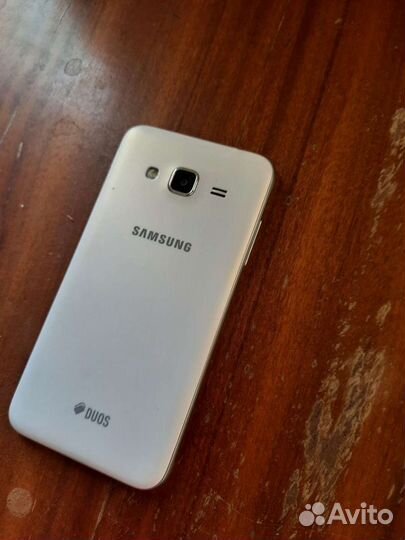 Samsung Galaxy J3 (2016) SM-J320F/DS, 8 ГБ