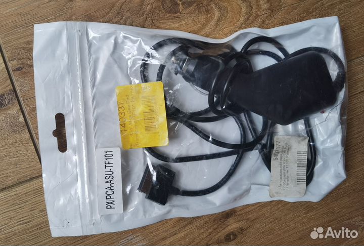 Автомобильное зарядное устройство Asus