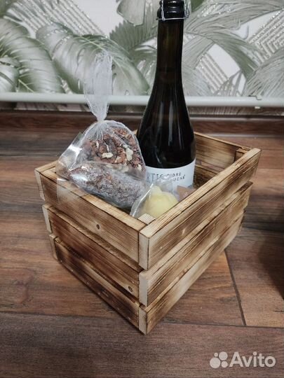 Деревянный ящик