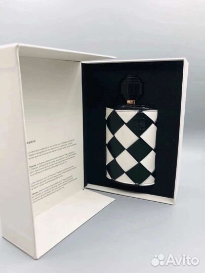 Loewe amanece LA bella cibeles