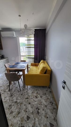 2-к. квартира, 86 м², 15/17 эт.