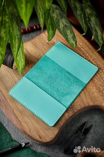 Обложка для паспорта кожаная бирюзовая