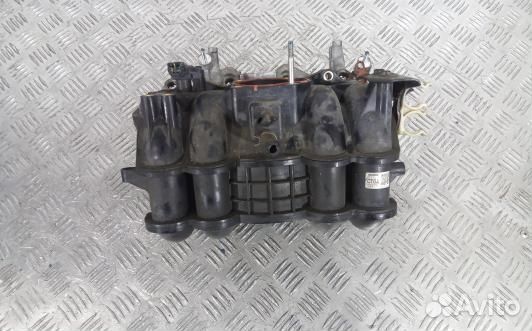 Впускной коллектор бензиновый honda civic 7 (8DN02