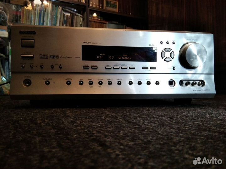 Ресивер Onkyo TX-SR700E