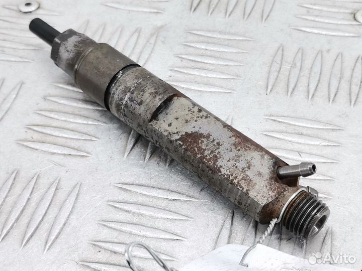 Форсунка Audi A3 8L рест. 2001 028130202P