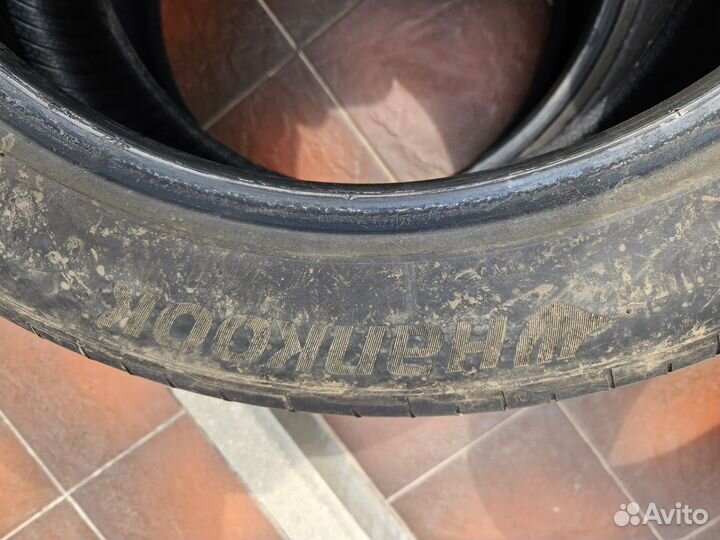 Hankook Winter I'Cept Evo 235/50 R20 и 265/45 R20