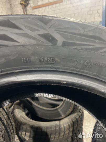 Ikon Tyres Autograph Ice 9 SUV 275/50 R20 113T