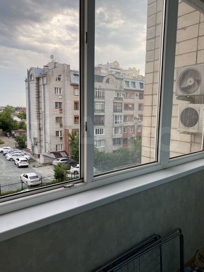 4-к. квартира, 107 м², 4/10 эт.