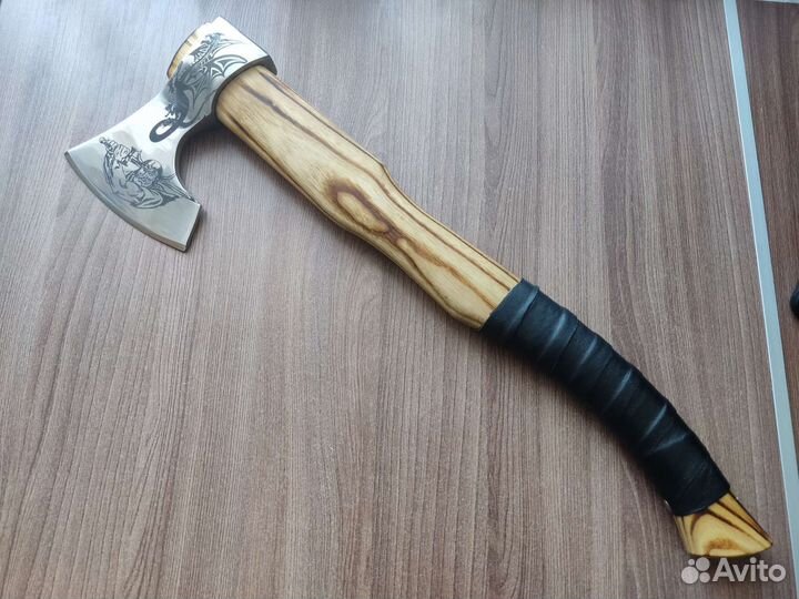 Топор ручной работы с гравировкой