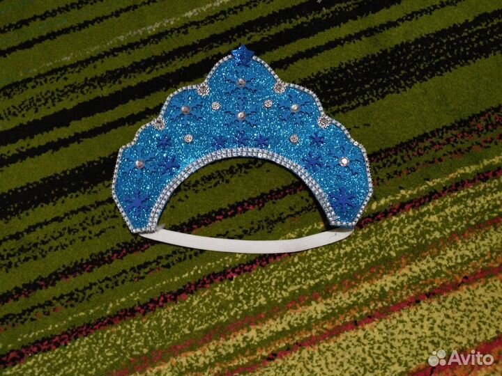 Шапка новогодняя