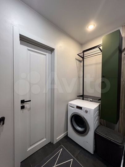 3-к. квартира, 159,8 м², 2/2 эт.