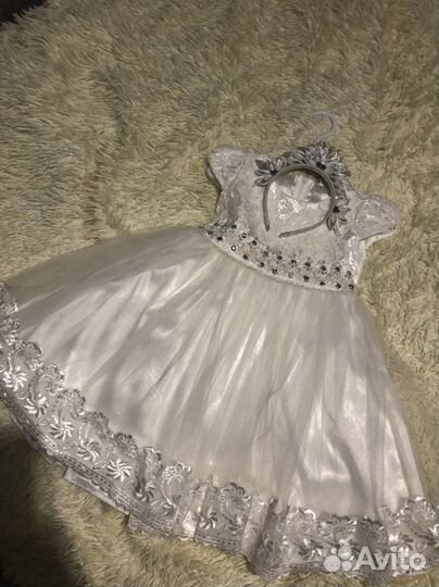 Ободок и платье снежинка новый, 104