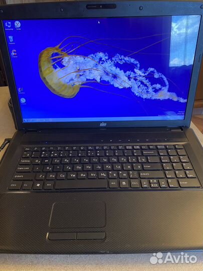 Ноутбук dns 17.1/ SSD 512/ 8 GB/ Core i3