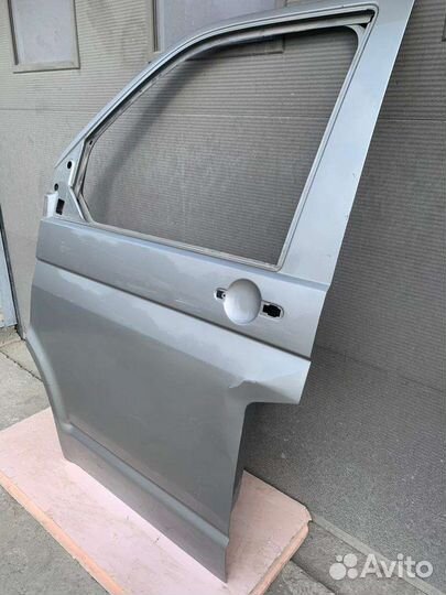 Дверь передняя левая Volkswagen Transporter T5
