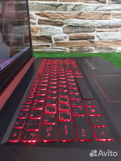 Игровой ноутбук Acer nitro 5 i7 8го/GTX 1050TI/ssd