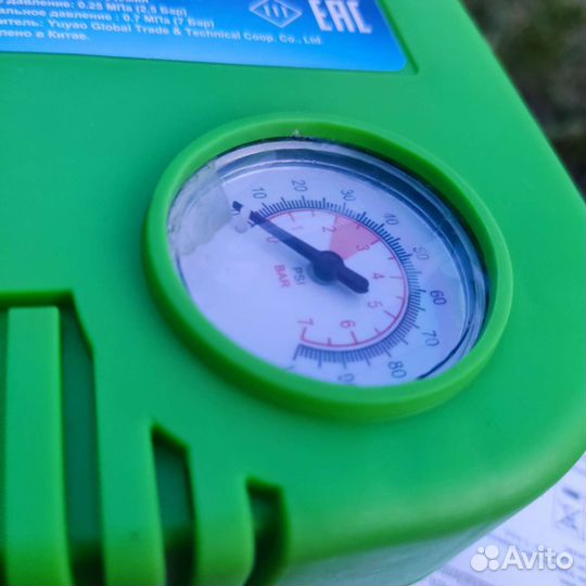 Компрессор автомобильный