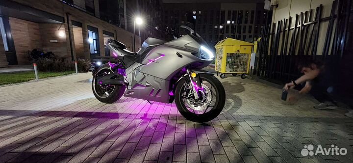 Электромотоцикл panigale