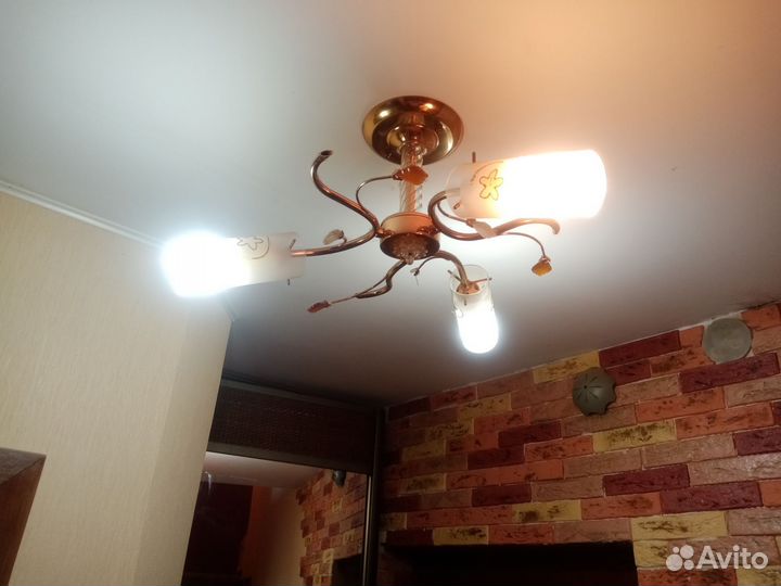 Люстра потолочная бу