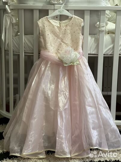 Продам платье