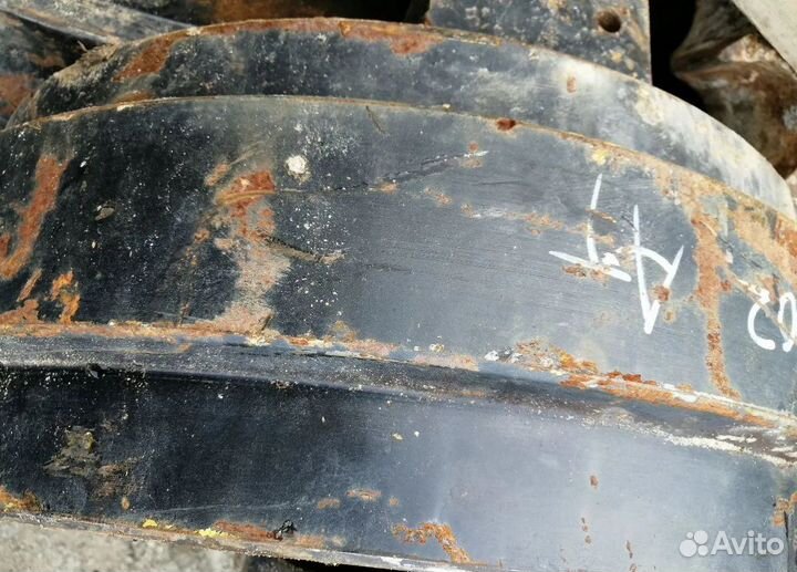 Колесо направляющее Hitachi ZX350H-5G