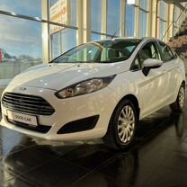 Ford Fiesta 1.6 AMT, 2016, 102 000 км, с пробегом, цена 1 025 000 руб.