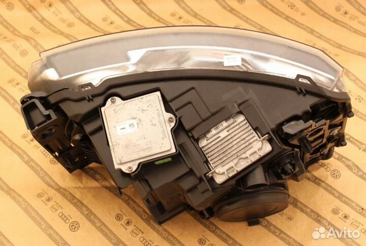 Land rover discovery 4 рест 13-16 фара L BI-xenon