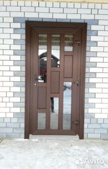 Дверь входная пластиковая пвх