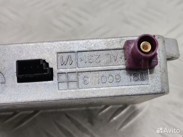 Усилитель антенны Audi TT 8J 2008 8E0035456D