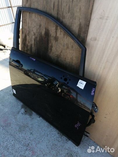 Дверь передняя правая Nissan Tiida C11