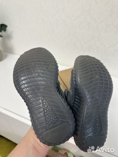 Кроссовки детские