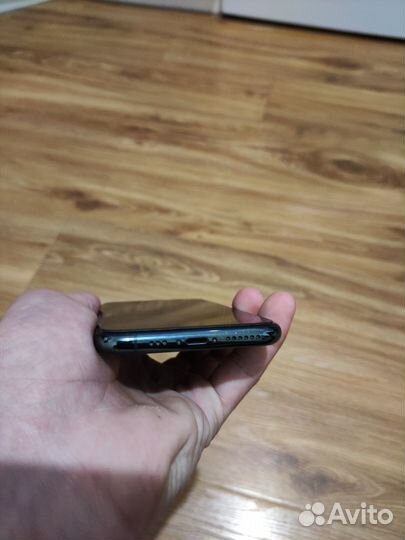 iPhone 11 Pro, 64 ГБ