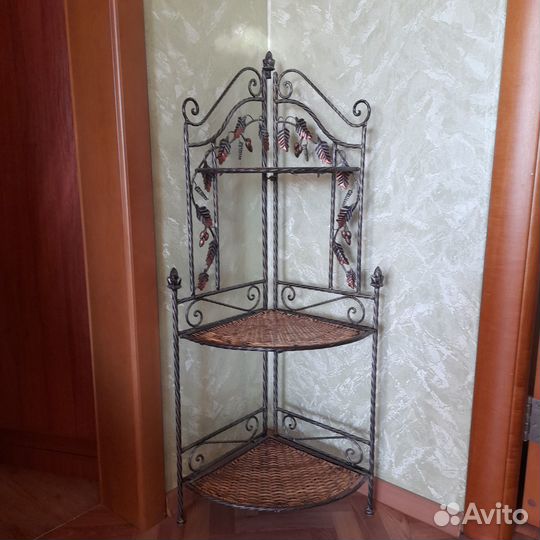 Этажерка металлическая