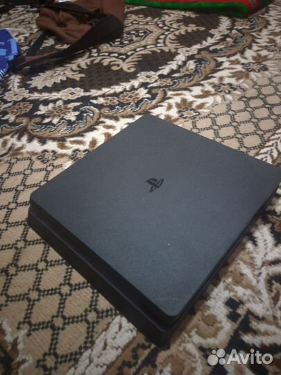 Playstation 4 заменена термопаста