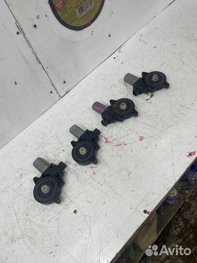 Моторчик стеклоподъемника Mazda 6 GH