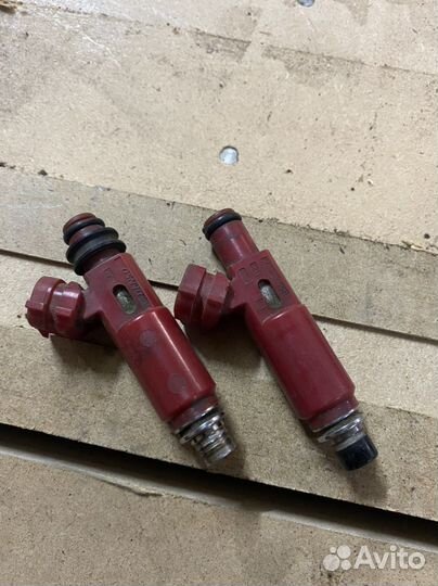 Форсунки топливные Mitsubishi 1955003970