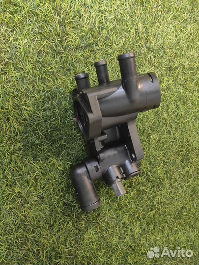 Корпус термостата Skoda Fabia