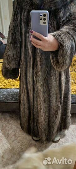 Шуба енотовая