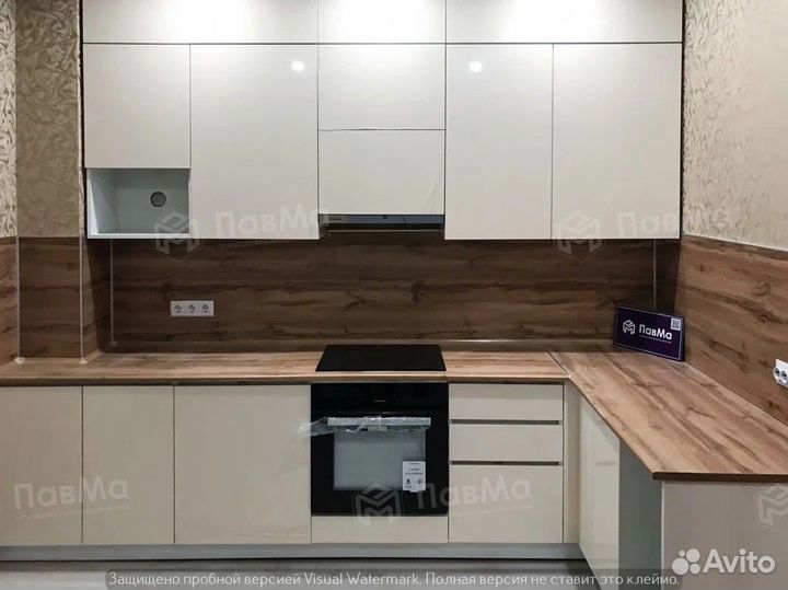 Кухонные гарнитуры с интегрированными ручками 81